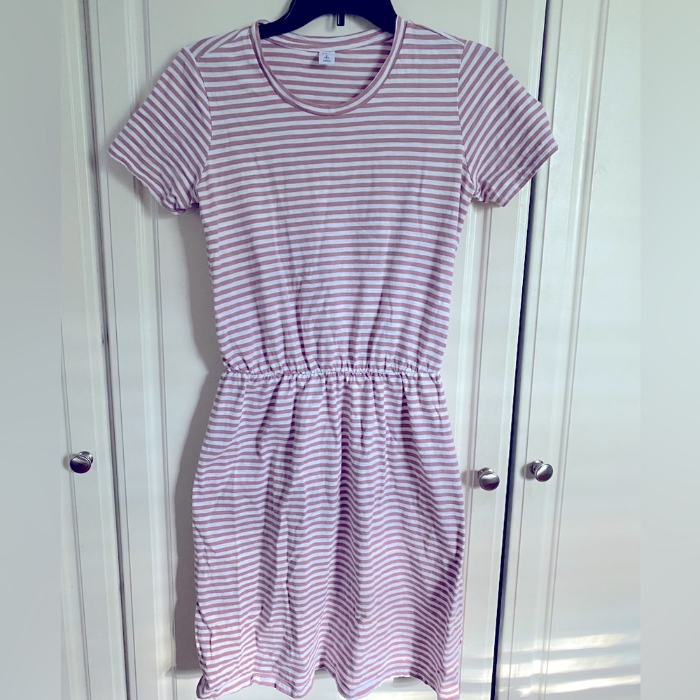 Women’s Short Sleeve Dress